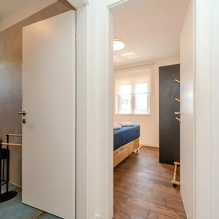 2-bedroom Marko With Sea View And 2 Free Parkings Apartament