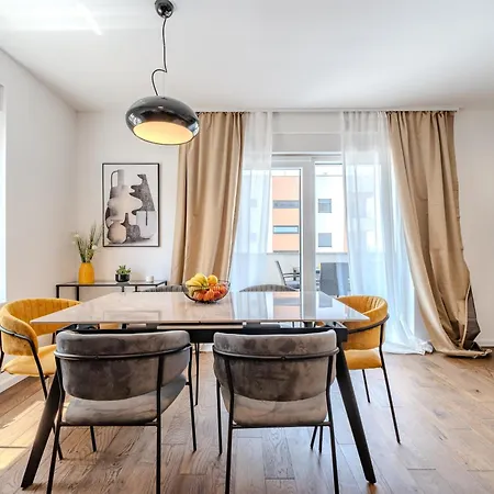 Apartament 2-bedroom Marko With Sea View And 2 Free Parkings