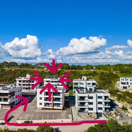 Apartament 2-bedroom Marko With Sea View And 2 Free Parkings